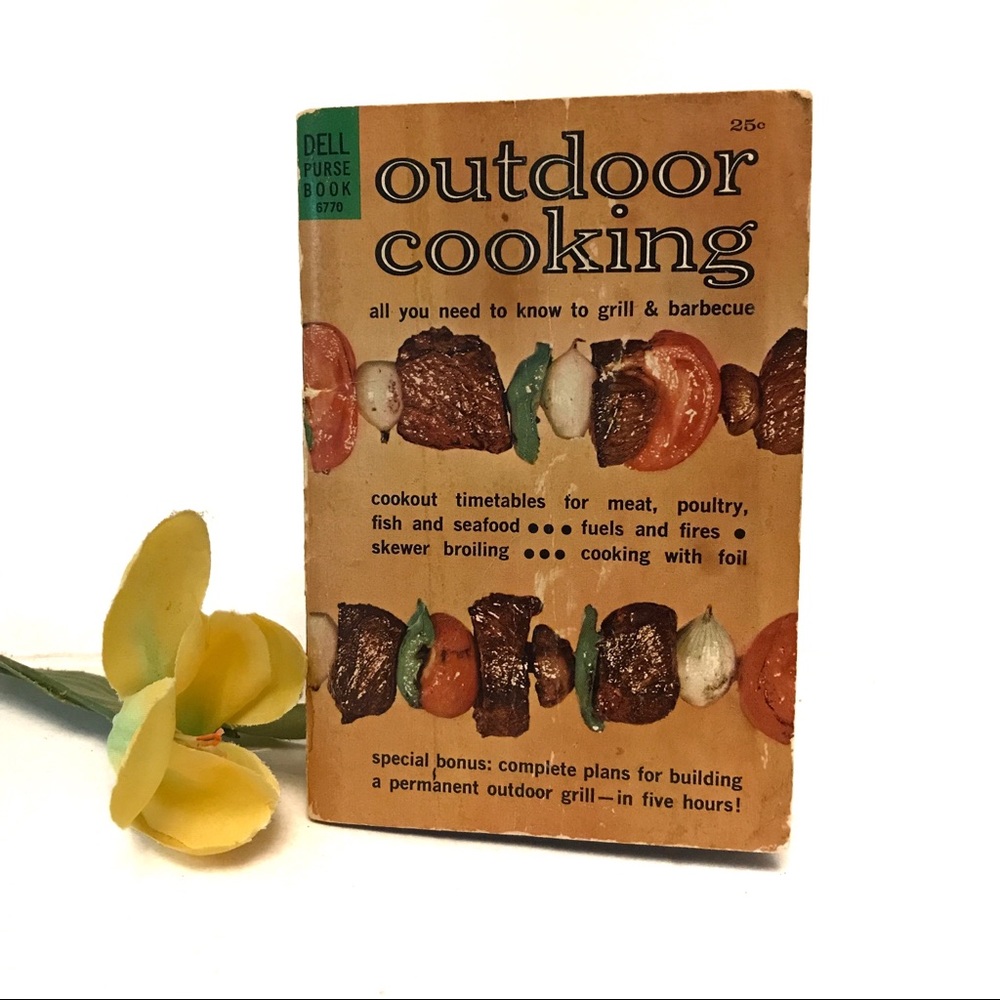 Vtg Outdoor Cooking Dell Purse Book 1964 Authentic 1960s Recipes